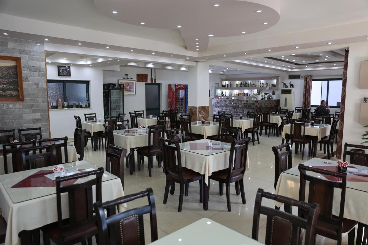 Hotel Kalaja Boks ภายนอก รูปภาพ