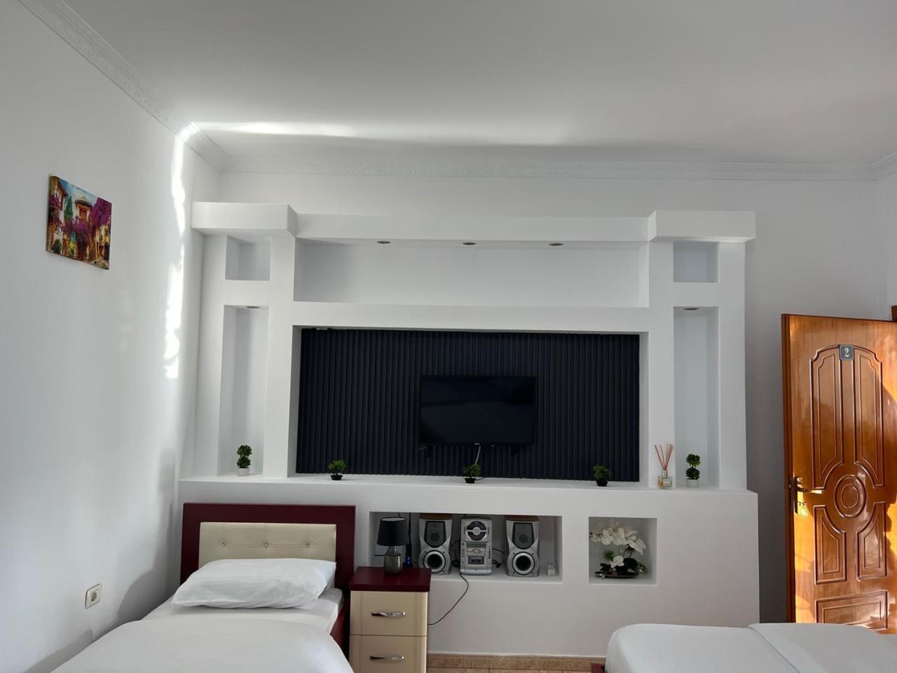 Hotel Kalaja Boks ภายนอก รูปภาพ